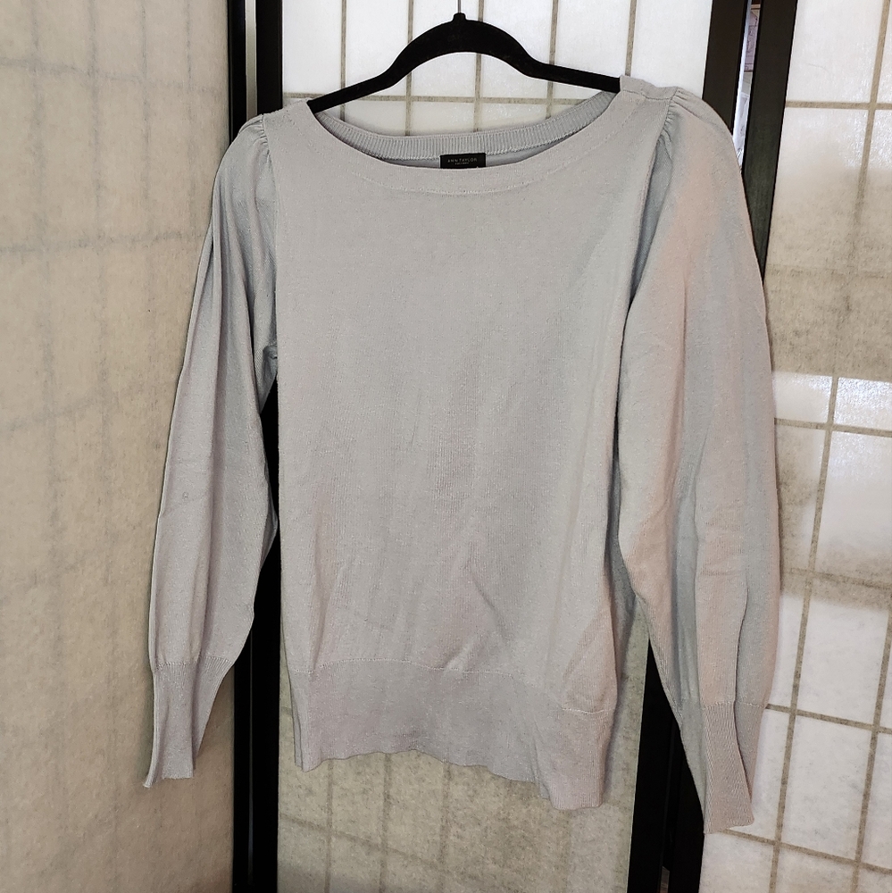 Fine knit sweater